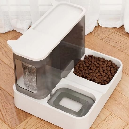 Distributeur de croquettes pour Chat
