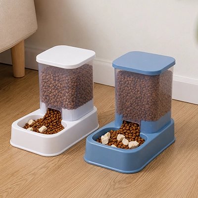 Distributeur de croquettes pour Chat