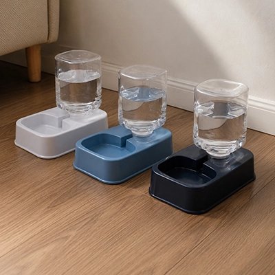Distributeur eau pour chat