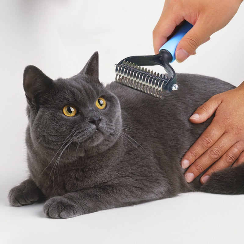 Brosse Révolutionnaire chat poil long et court I EASY BRUSH™ - {{ CHAT & CIE }}